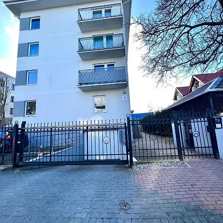 Centrum 13 Z Garazem Podziemnym